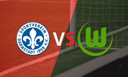 Comienza el partido entre Darmstadt 98 y Wolfsburgo en el estadio Merck-Stadion am Böllenfalltor