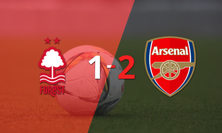 Arsenal gana de visitante 2-1 a Nottingham Forest