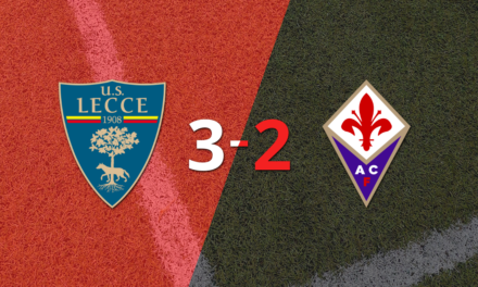 Lecce superó 3-2 a Fiorentina en un partidazo