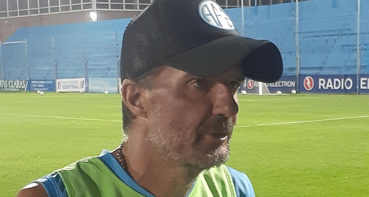 Emotivo adiós a Gustavo Raggio, entrenador de Estudiantes de Río Cuarto