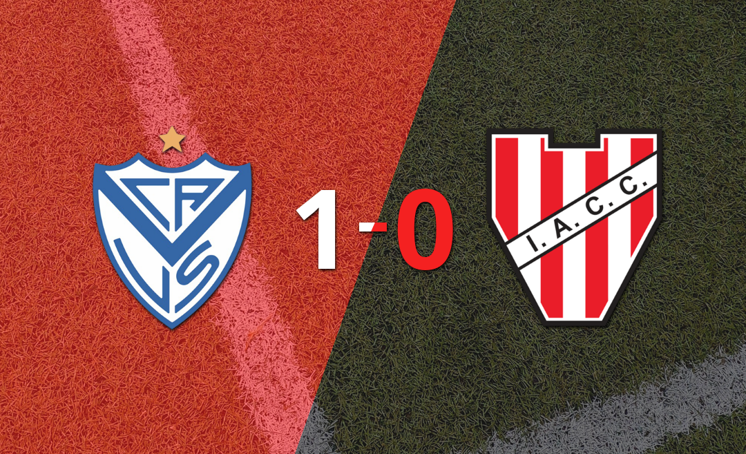 Vélez derrotó 1-0 a Instituto con un gol de penal