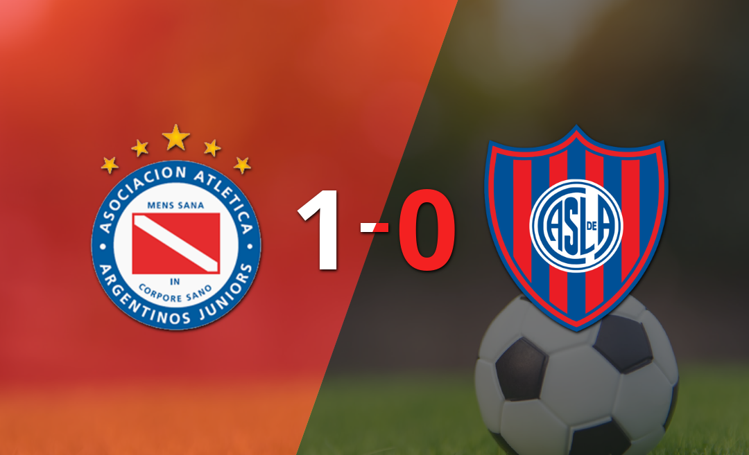 Argentinos Juniors venció a San Lorenzo con un gol en contra